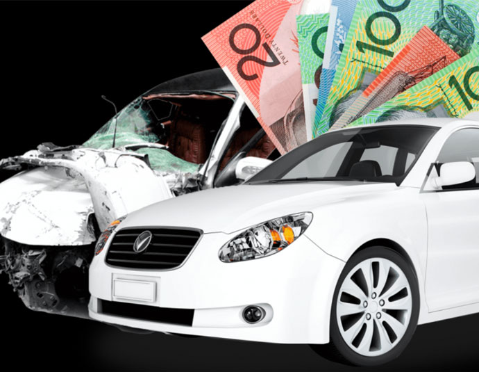A vehicle with a broken front end alongside money, illustrating Instant Cash for Cars in Brisbane for easy sales.
